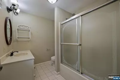 77 Garside Avenue, Wayne, NJ 07470 - Photo 21