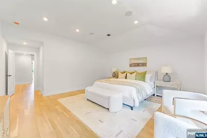 429 Riverside Avenue, Rutherford, NJ 07070 - Photo 11