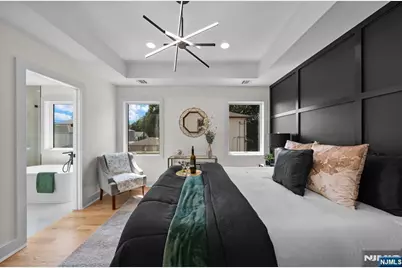 135 La Salle Avenue, Clifton, NJ 07013 - Photo 15