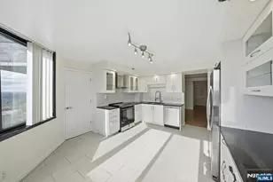 1265 15th Street 15A, Fort Lee, NJ 07024 - Photo 3