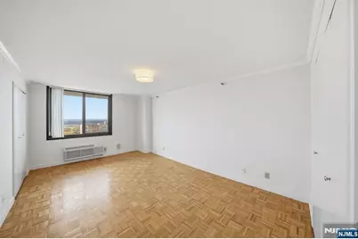 1265 15th Street 15A #15A, Fort Lee, NJ 07024 - Photo 11