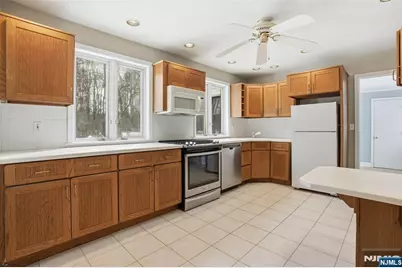 46 Hanover Avenue, Randolph Township, NJ 07869 - Photo 17