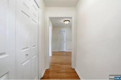 46 Hanover Avenue, Randolph Township, NJ 07869 - Photo 5