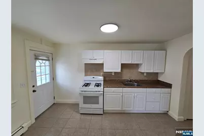 440 Monroe Street 3 #3, Carlstadt, NJ 07072 - Photo 5