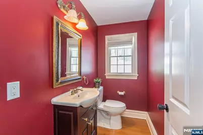 721 Somerset Street, Franklin Lakes, NJ 07417 - Photo 13