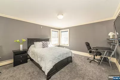 721 Somerset Street, Franklin Lakes, NJ 07417 - Photo 21