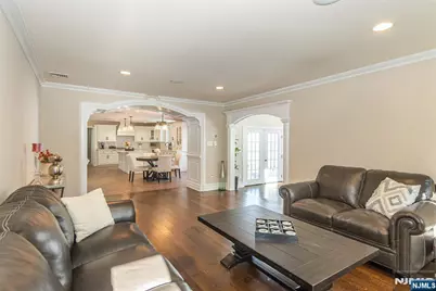 721 Somerset Street, Franklin Lakes, NJ 07417 - Photo 11