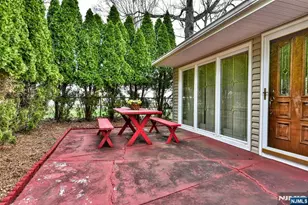 90 Emwood Dr, Emerson, NJ 07630 - Photo 17