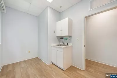 504 Hamburg Turnpike 101B #101B, Wayne, NJ 07470 - Photo 11