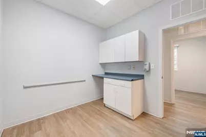 504 Hamburg Turnpike 101B #101B, Wayne, NJ 07470 - Photo 9