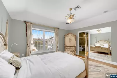 304 Blauvelt Court, Paramus, NJ 07652 - Photo 37