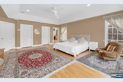 304 Blauvelt Court, Paramus, NJ 07652 - Photo 27