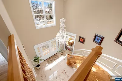 304 Blauvelt Court, Paramus, NJ 07652 - Photo 25