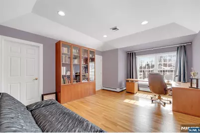 304 Blauvelt Court, Paramus, NJ 07652 - Photo 33