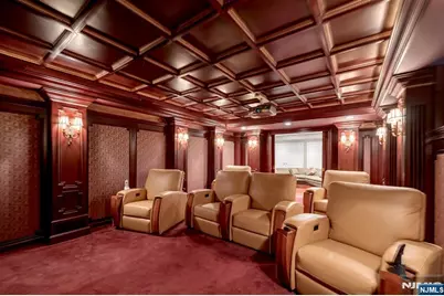 304 Blauvelt Court, Paramus, NJ 07652 - Photo 43