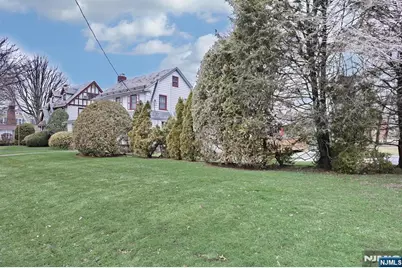 295 Rock Road, Glen Rock, NJ 07452 - Photo 33