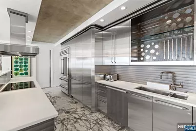 1055 River Road Ph 8 #PH 8, Edgewater, NJ 07020 - Photo 7