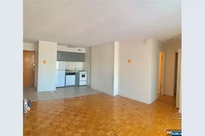 1590 Anderson Avenue, Fort Lee, NJ 07024 - Photo 7