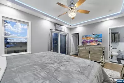 299 Columbia Avenue, Jersey City, NJ 07307 - Photo 11