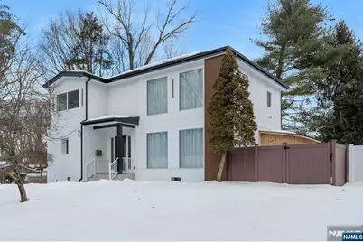 27 Knickerbocker Road, Closter, NJ 07624 - Photo 1