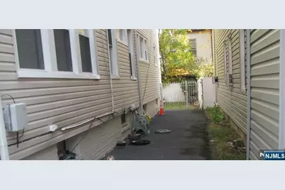46-48 Clinton Place, Newark, NJ 07108 - Photo 3