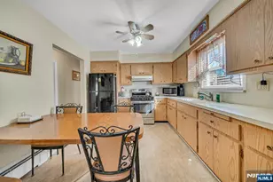 648 Milton Ave, Lyndhurst Township, NJ 07071 - Photo 9