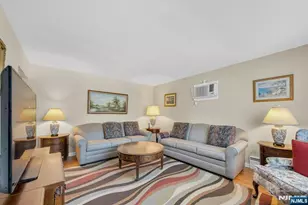 648 Milton Ave, Lyndhurst Township, NJ 07071 - Photo 3