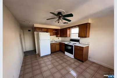 535 Roff Avenue, Palisades Park, NJ 07650 - Photo 9