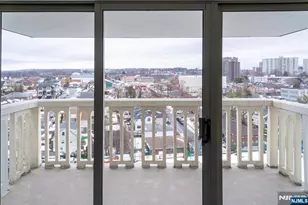 555 North Ave 10C, Fort Lee, NJ 07024 - Photo 11