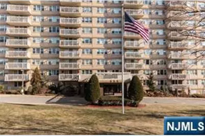 555 North Avenue 10C #10C, Fort Lee, NJ 07024 - Photo 23