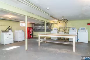 20 Halsey Ave 14, Haledon, NJ 07508 - Photo 11