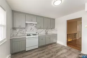 20 Halsey Ave 14, Haledon, NJ 07508 - Photo 3