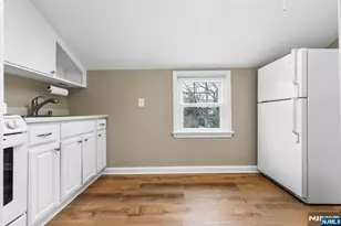 182 Woodland Ave 2, Verona, NJ 07044 - Photo 9