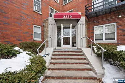 2350 Linwood Avenue 1E #1E, Fort Lee, NJ 07024 - Photo 11