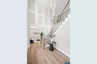 623 Alberta Drive, Paramus, NJ 07652 - Photo 5