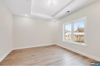 623 Alberta Drive, Paramus, NJ 07652 - Photo 25