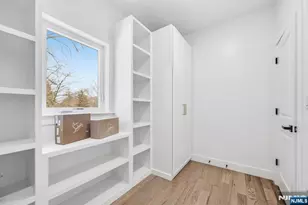 623 Alberta Dr, Paramus, NJ 07652 - Photo 31