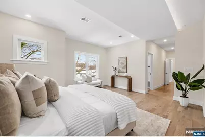 623 Alberta Drive, Paramus, NJ 07652 - Photo 29