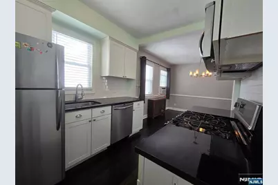 48 Freeman Place, Nutley, NJ 07110 - Photo 5