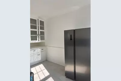 244 Lawton Avenue 11 #11, Cliffside Park, NJ 07010 - Photo 3