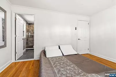203 Cambridge Avenue, Englewood, NJ 07631 - Photo 27