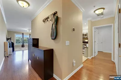155 The Promenade, Edgewater, NJ 07020 - Photo 11