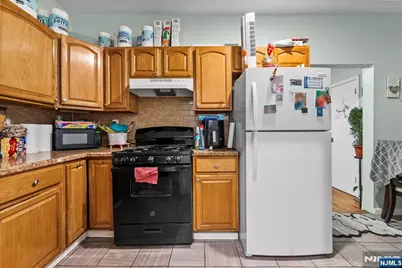 143-149 Prospect Avenue 8 #8, Irvington, NJ 07111 - Photo 9