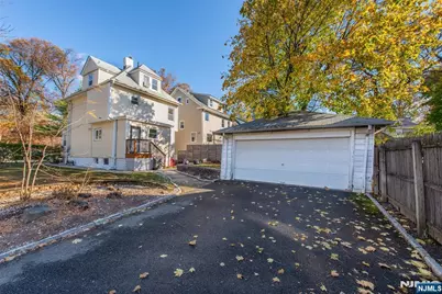 51 Cedar Avenue, Montclair, NJ 07042 - Photo 23