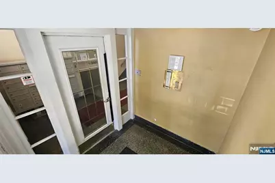 1700 Kennedy Boulevard 31 #31, Union City, NJ 07087 - Photo 15