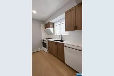 122 Dean Drive 1 #1, Tenafly, NJ 07670 - Photo 3