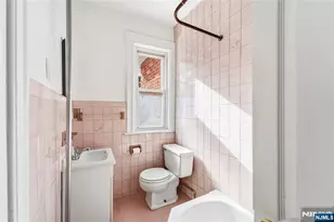 720 Grove Ave, Cliffside Park, NJ 07010 - Photo 9