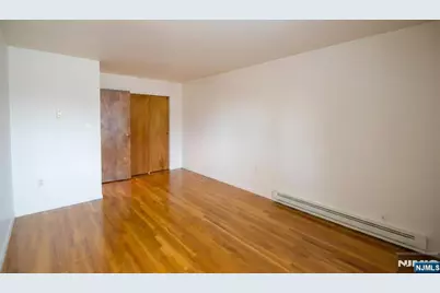 121 Grove Street 2 #2, Clifton, NJ 07013 - Photo 9