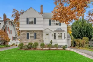 457 Rock Rd, Glen Rock, NJ 07452 - Photo 1