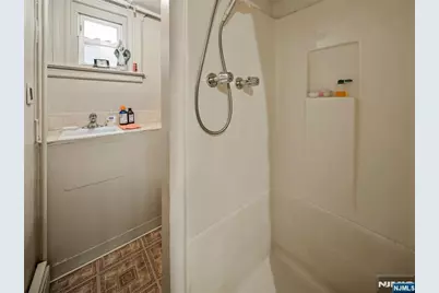 520 Schuyler Avenue, Kearny, NJ 07032 - Photo 37